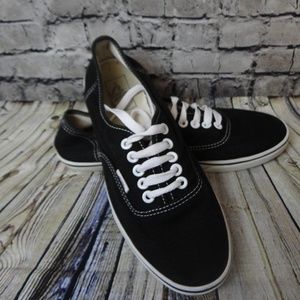 Vans "Off The Wall" Shoes Sz 8 Womens Sz 6 1/2 Men